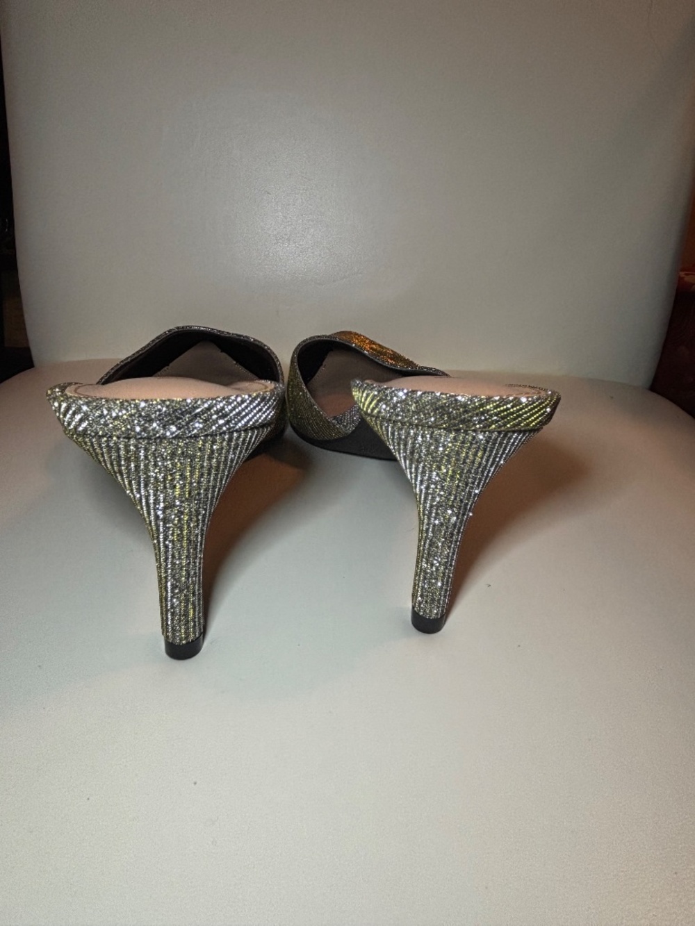 Shoes - Picture 3 of 6